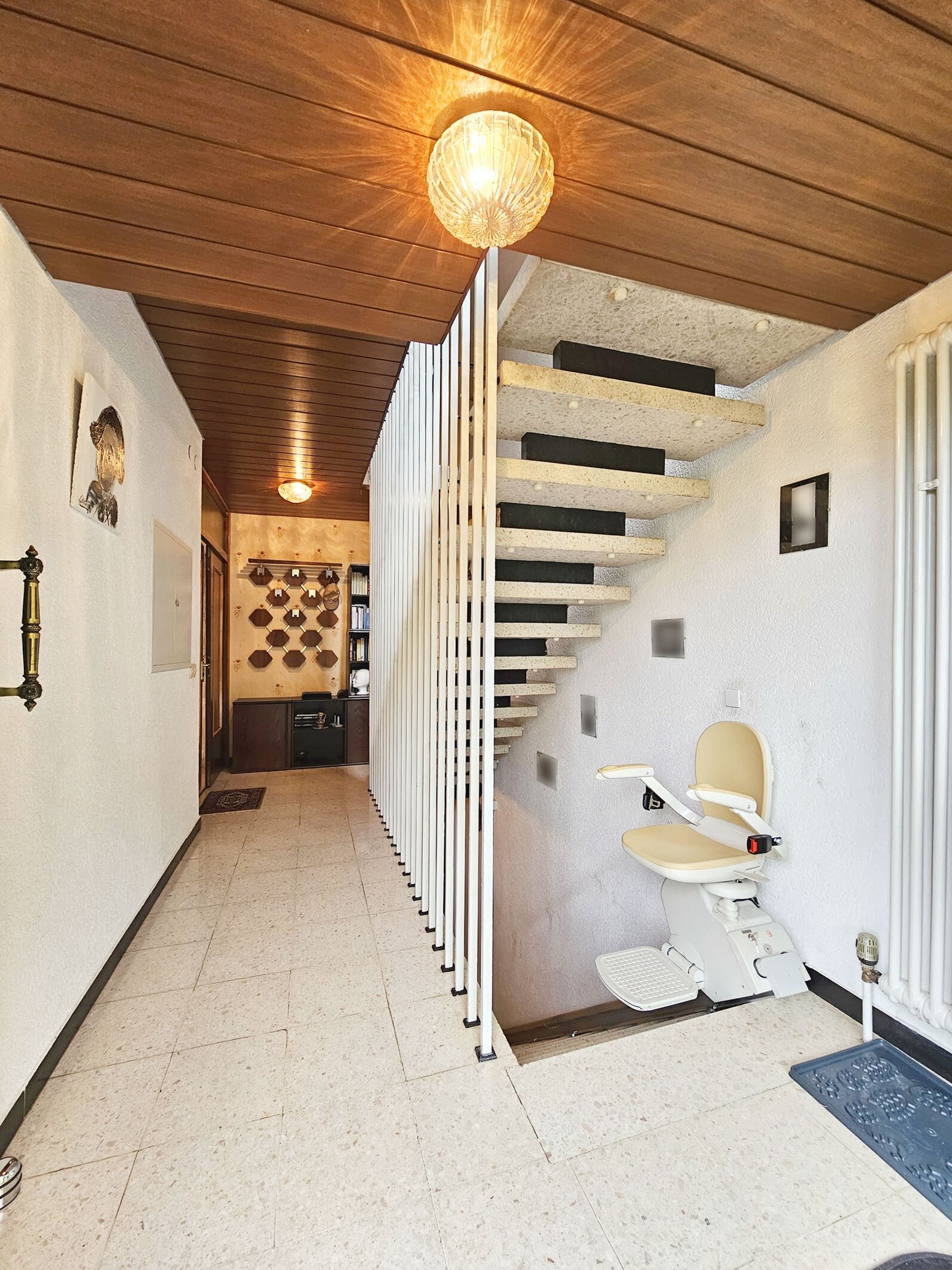 Reihenmittelhaus mit 2 Wohneinheiten in Toplage