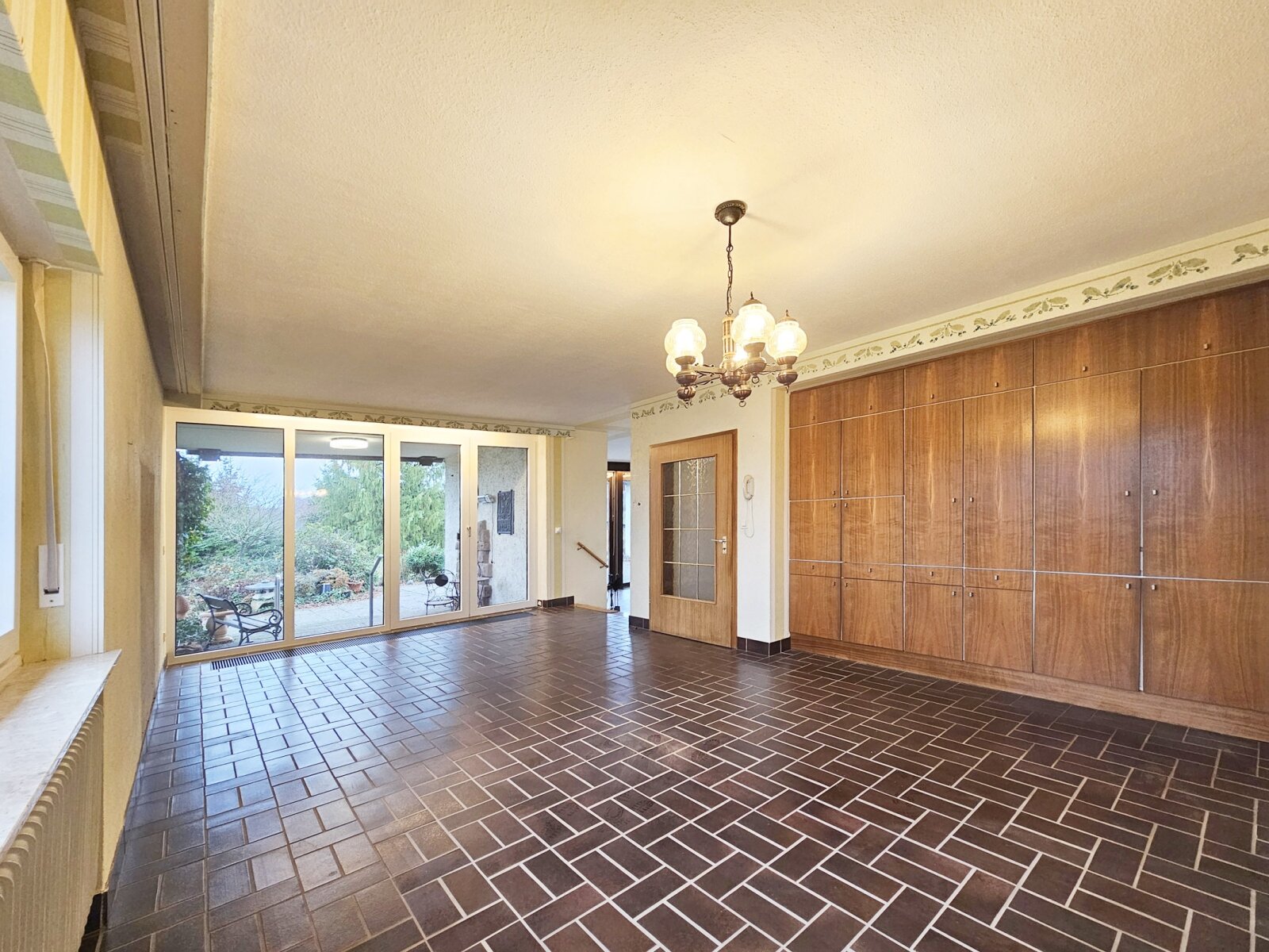 Großzügiger Bungalow in ruhiger Lage von Lebach-Eidenborn