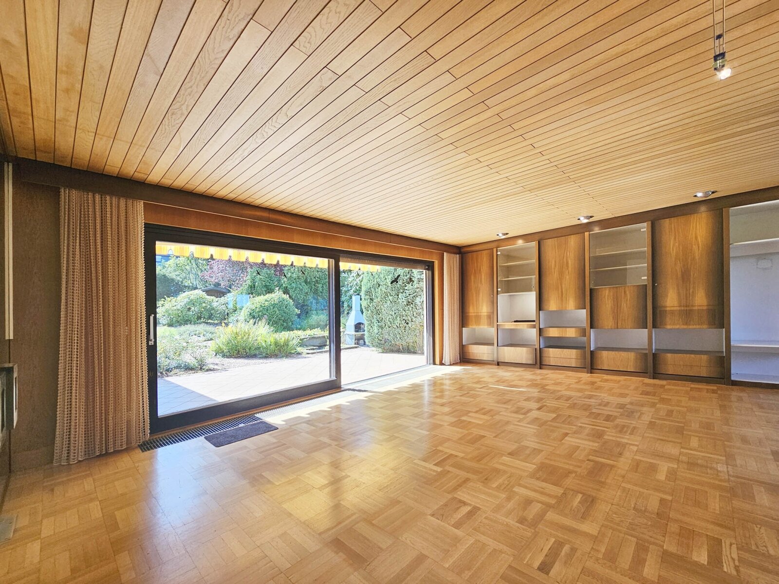 Bungalow mit Sauna & Gartenidylle