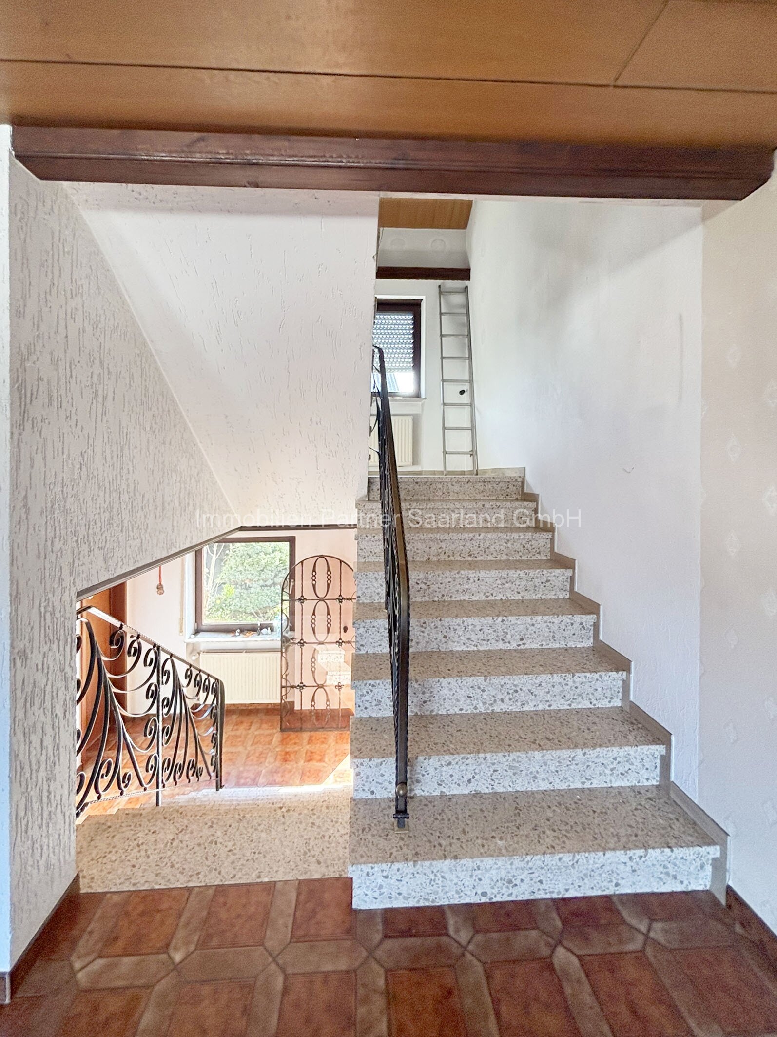 Einfamilienhaus mit ELW in Lebach