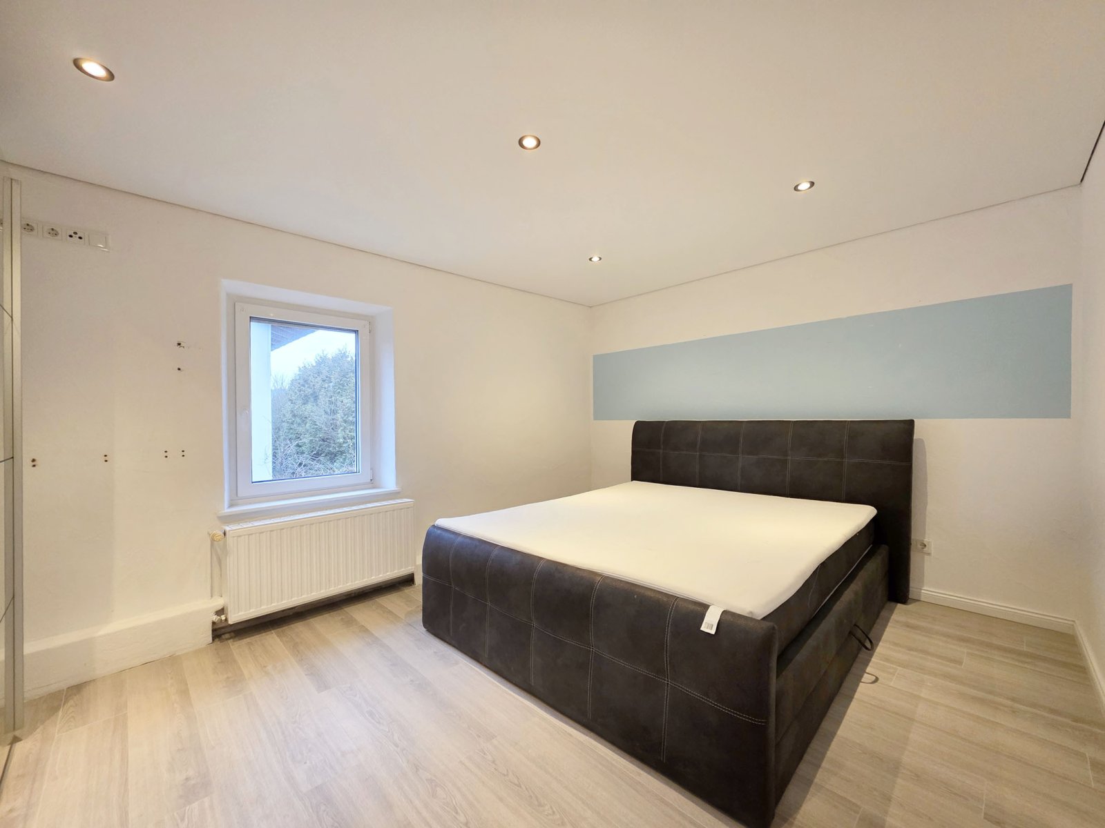 *neuer Preis* Freistehendes Einfamilienhaus