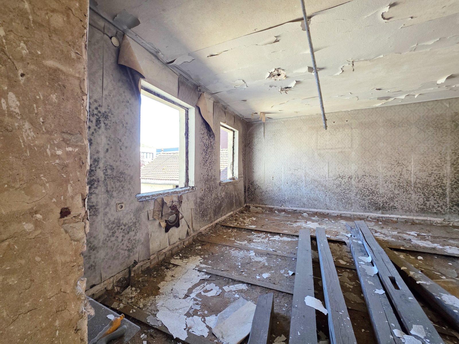 *reserviert* Abriss- und Sanierungsobjekte mit großem Potenzial