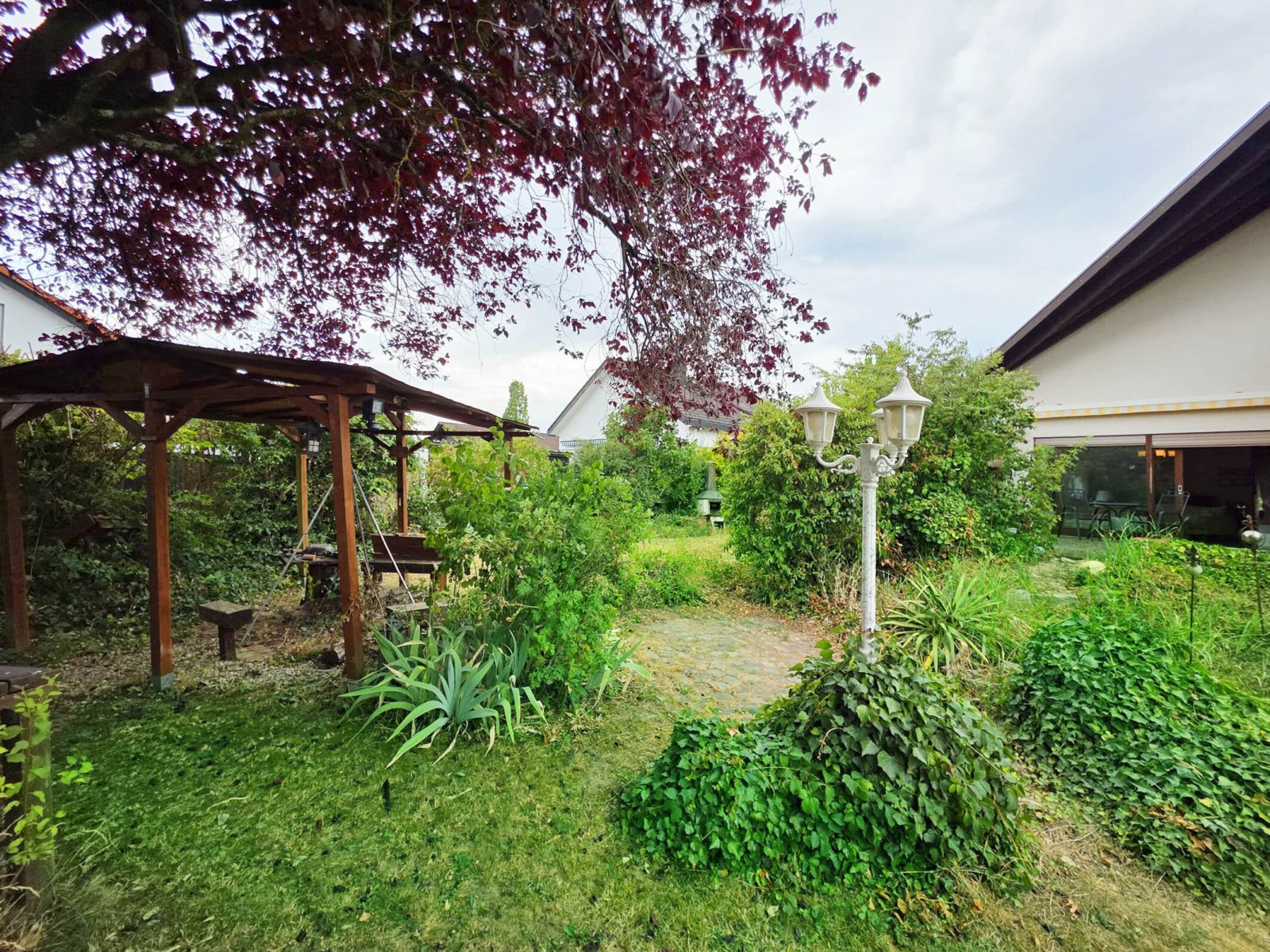 EFH in Saarlouis-Picard mit idyllischem Garten