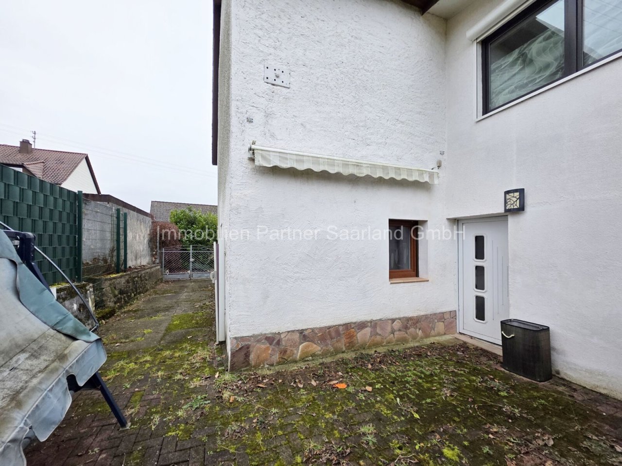 Terrasse/Seitenansicht