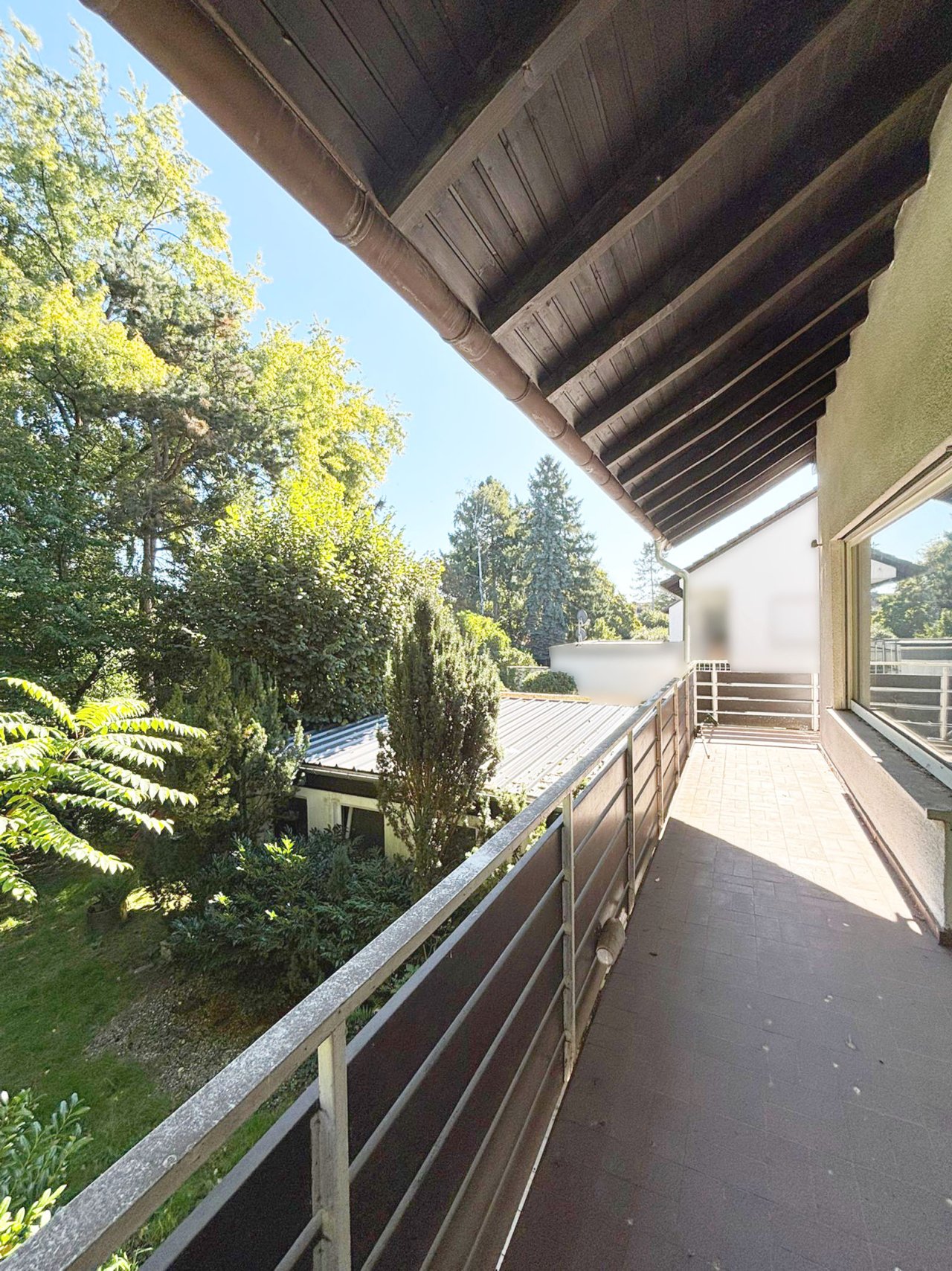 Balkon OG