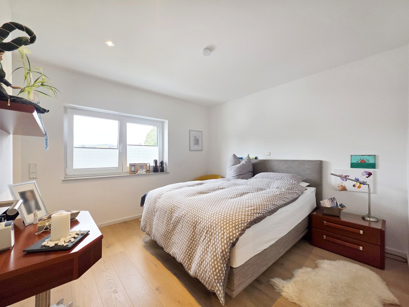 *verkauft* Exklusive Penthouse-Wohnung in Wallerfangen (1) — Schlafzimmer mit Ankleidezimmer