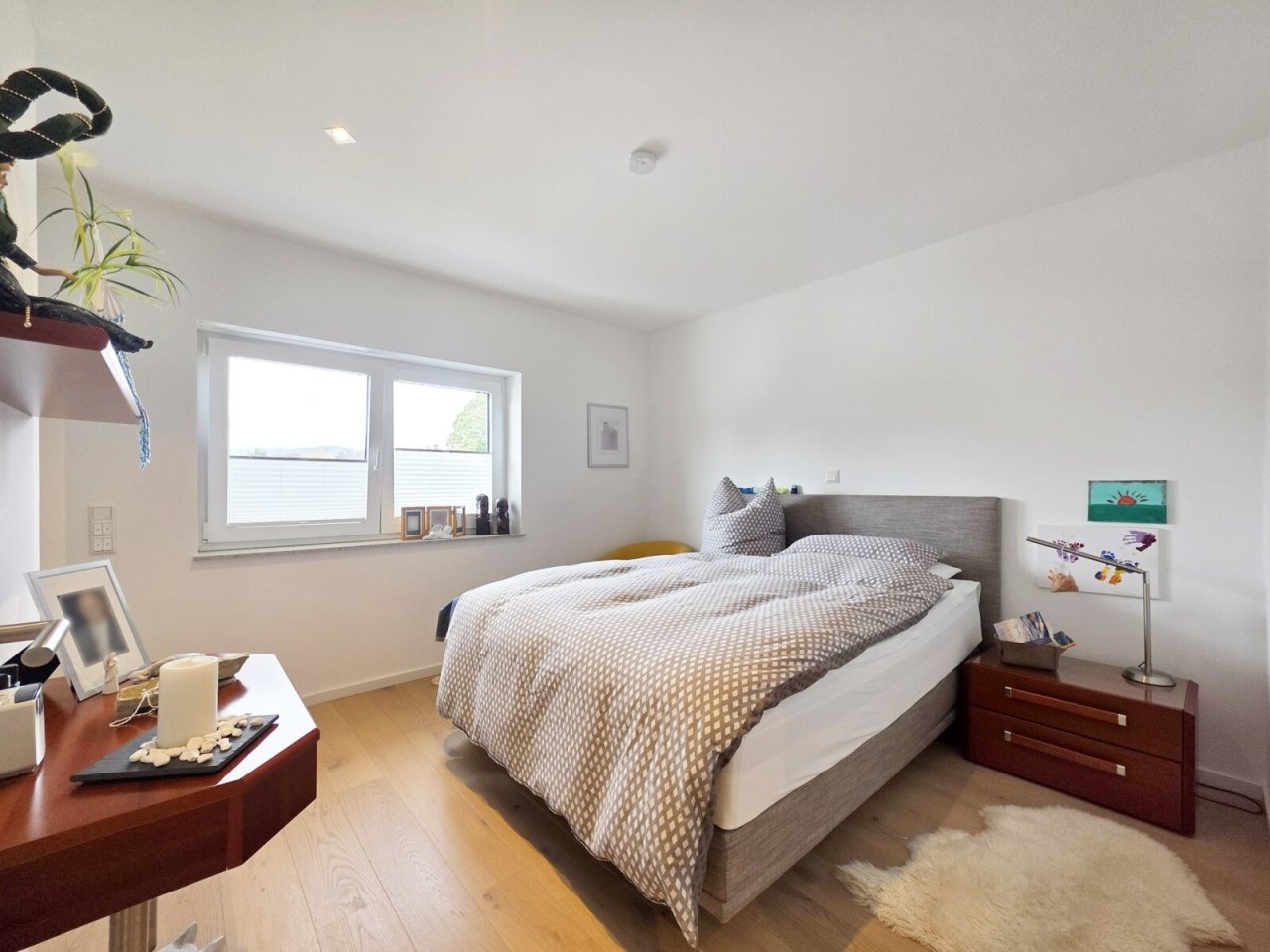 *verkauft* Exklusive Penthouse-Wohnung in Wallerfangen (1) — Schlafzimmer mit Ankleidezimmer