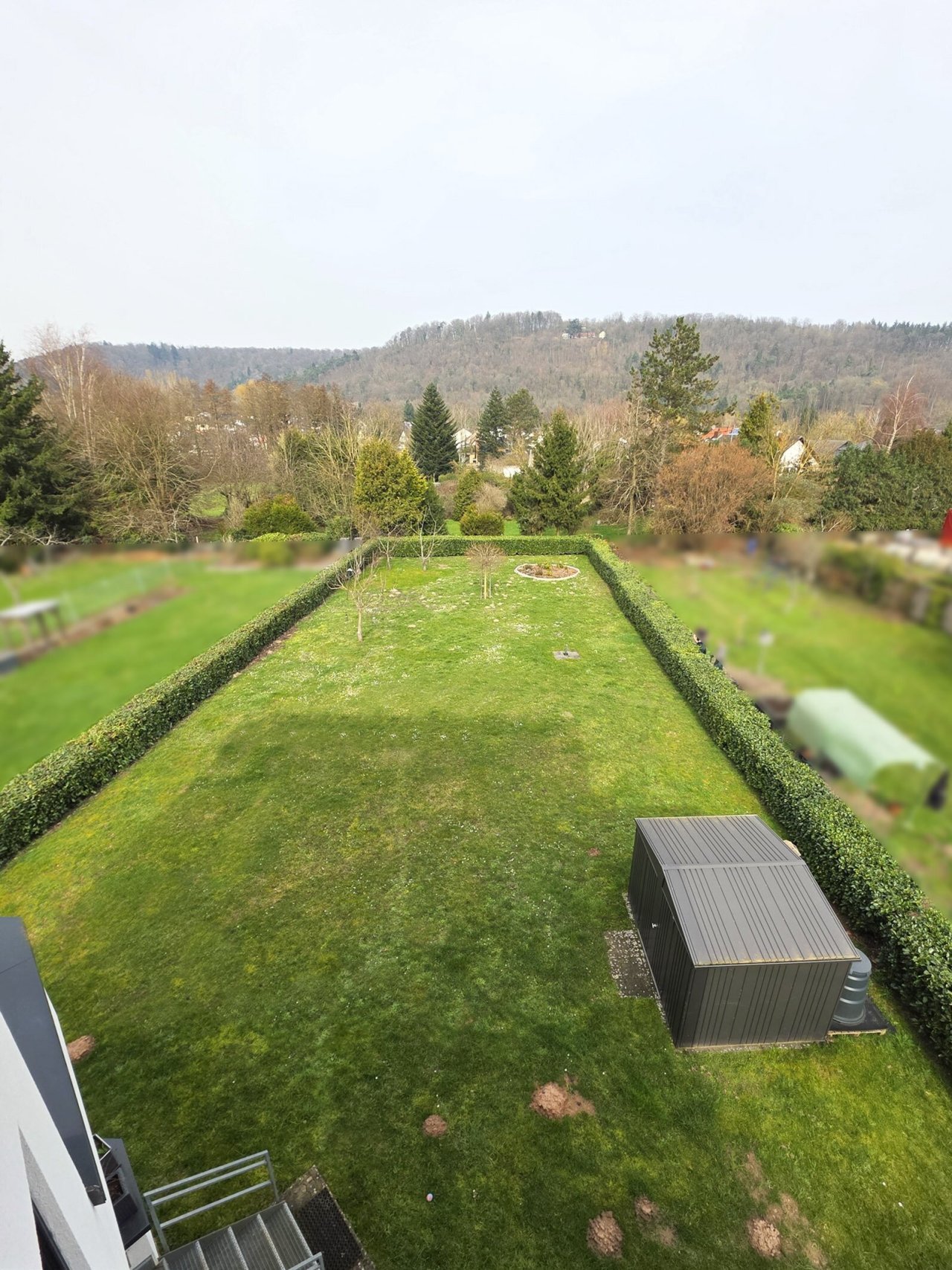 *verkauft* Exklusive Penthouse-Wohnung in Wallerfangen (1) — Blick von der Terrasse