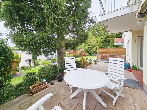 Reihenmittelhaus mit 2 Wohneinheiten in Toplage (2) — Terrasse