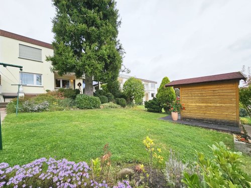 Reihenmittelhaus mit 2 Wohneinheiten in Toplage (2) — Garten