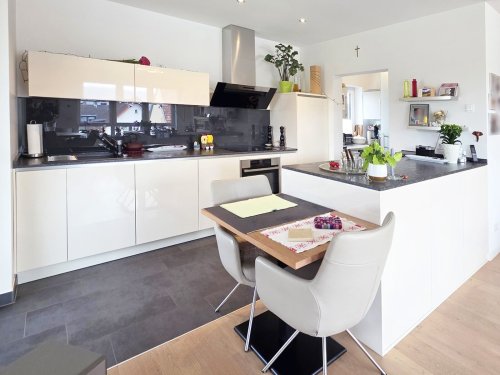 *verkauft* Exklusive Penthouse-Wohnung in Wallerfangen (1) — Küche