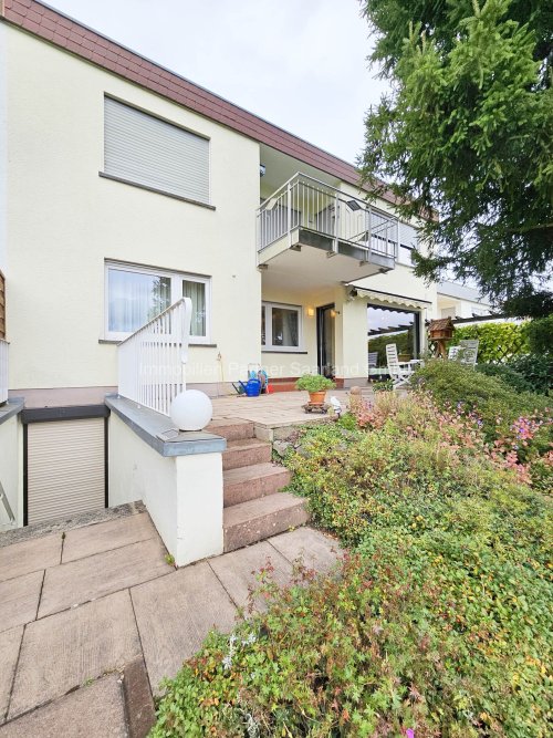 Reihenmittelhaus mit 2 Wohneinheiten in Toplage (2) — Rückansicht/Garten
