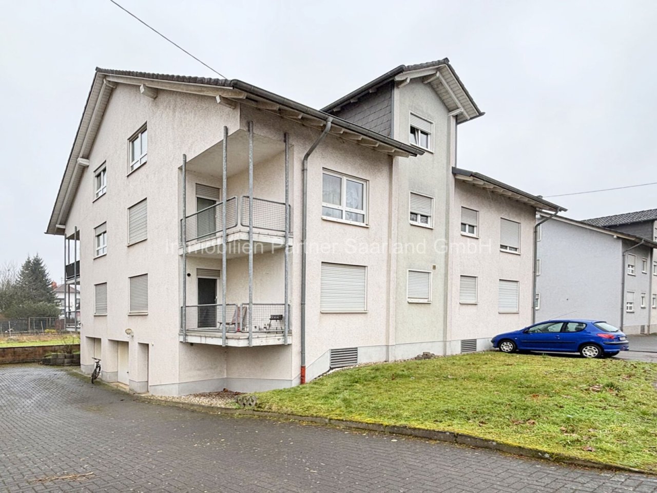 Gepflegte Eigentumswohnung in Nalbach (7) — Straßenansicht