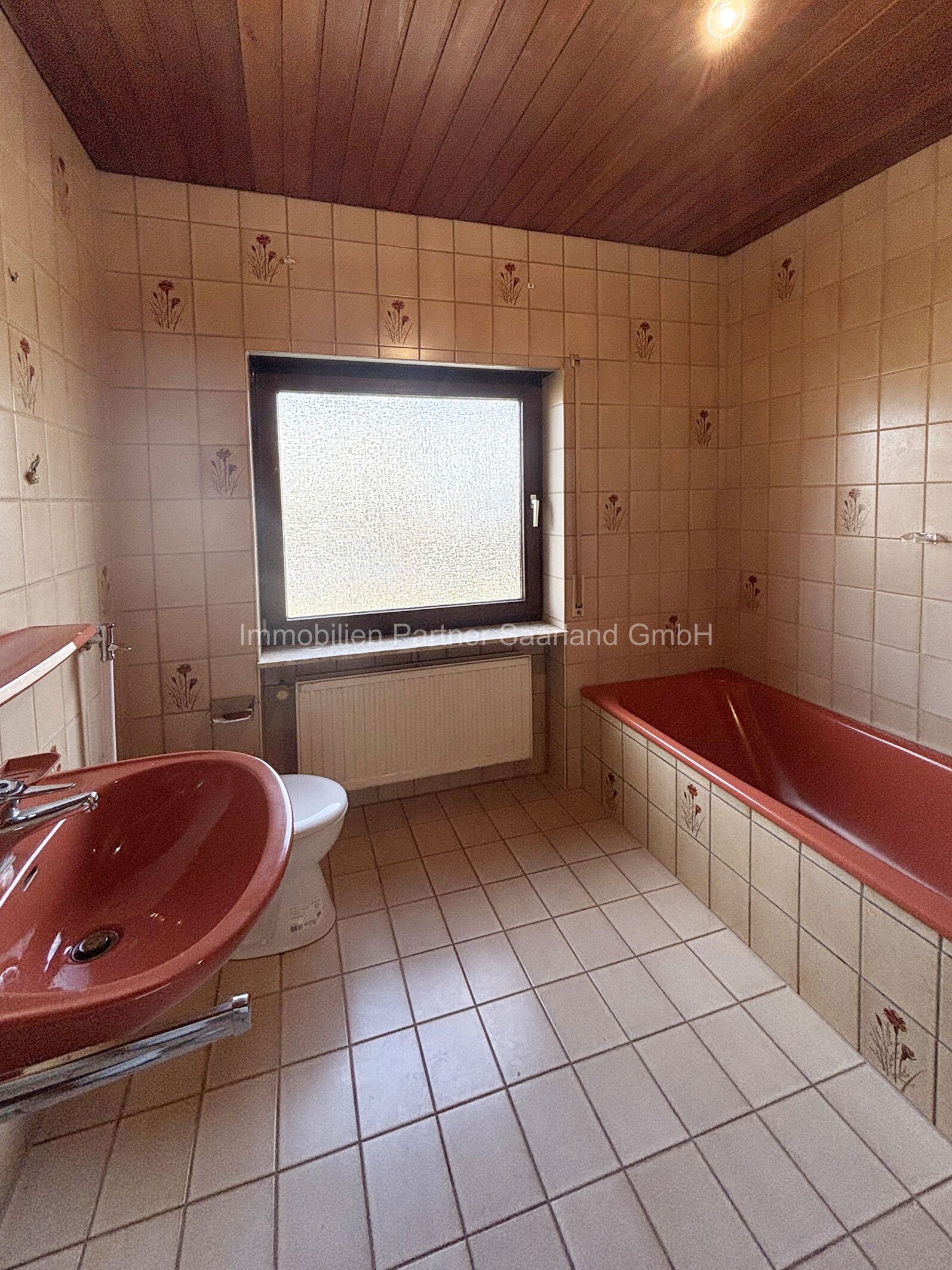 *neuer Preis* Einfamilienhaus mit ELW in Lebach (14) — Badezimmer DG