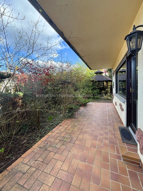 *neuer Preis* Einfamilienhaus mit ELW in Lebach (14) — Terrasse