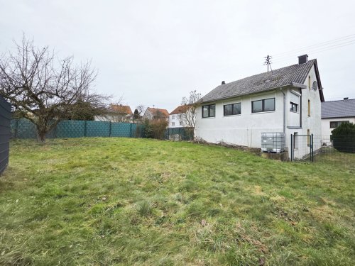 Freistehendes Einfamilienhaus in Wadern-Lockweiler (8) — Rückansicht/Garten