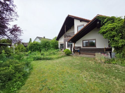 EFH in Saarlouis-Picard mit idyllischem Garten (25) — Rückansicht - Garten