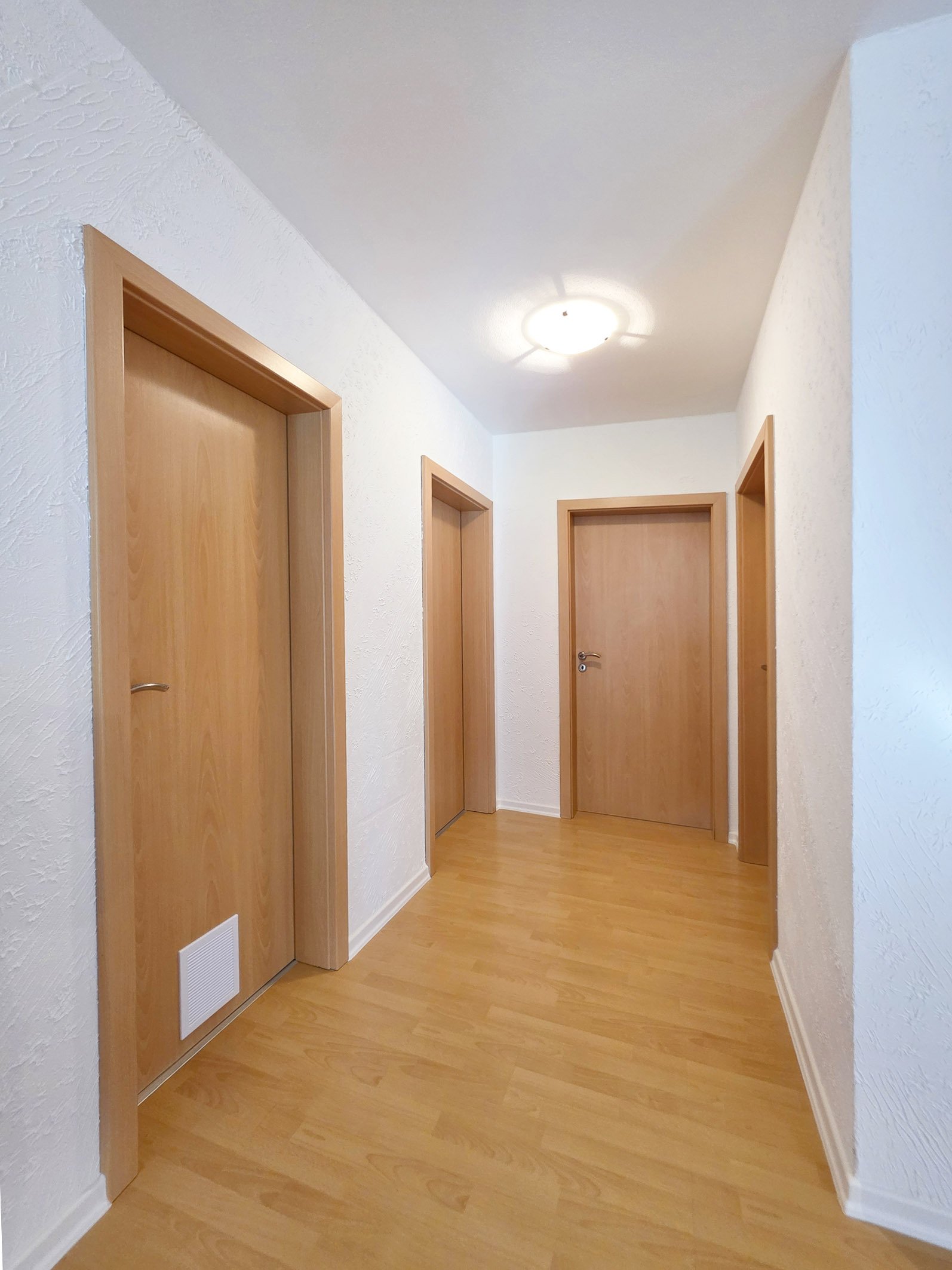 Freistehendes Einfamilienhaus in Auersmacher (27) — Flurbereich Erdgeschoss